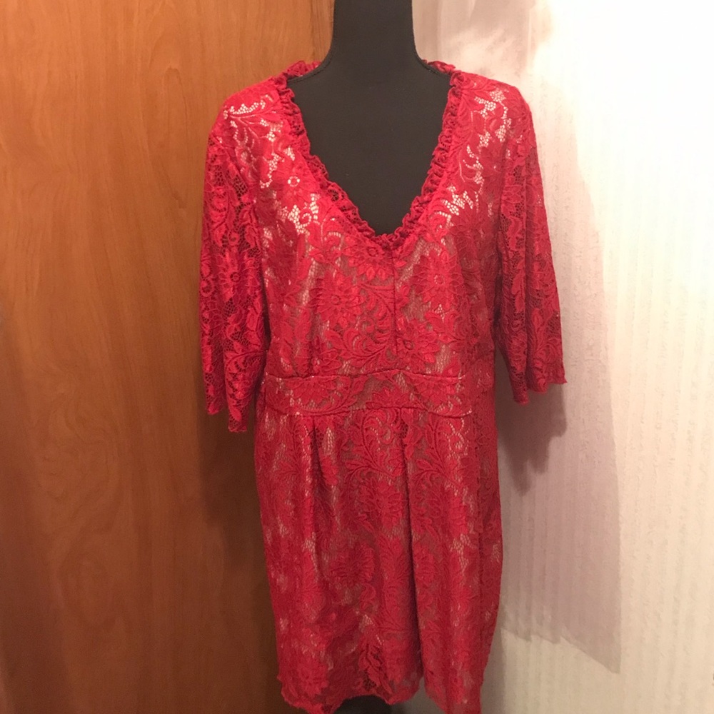 Chicwe Red Floral Lace Dressy Top